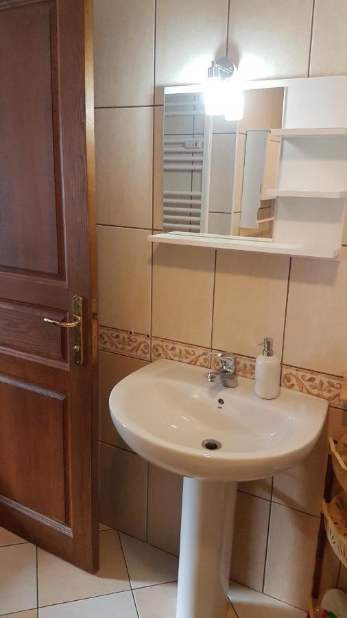 Andra Apartment Σινάια Εξωτερικό φωτογραφία